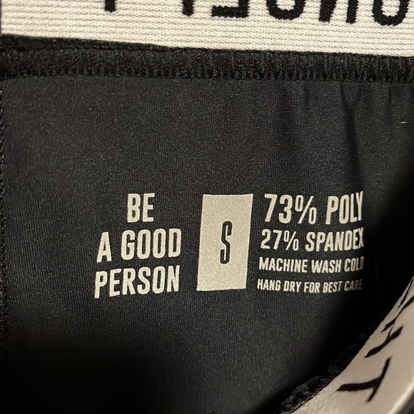 BE A GOOD PERSON workout Leggings - Picture 7 of 7